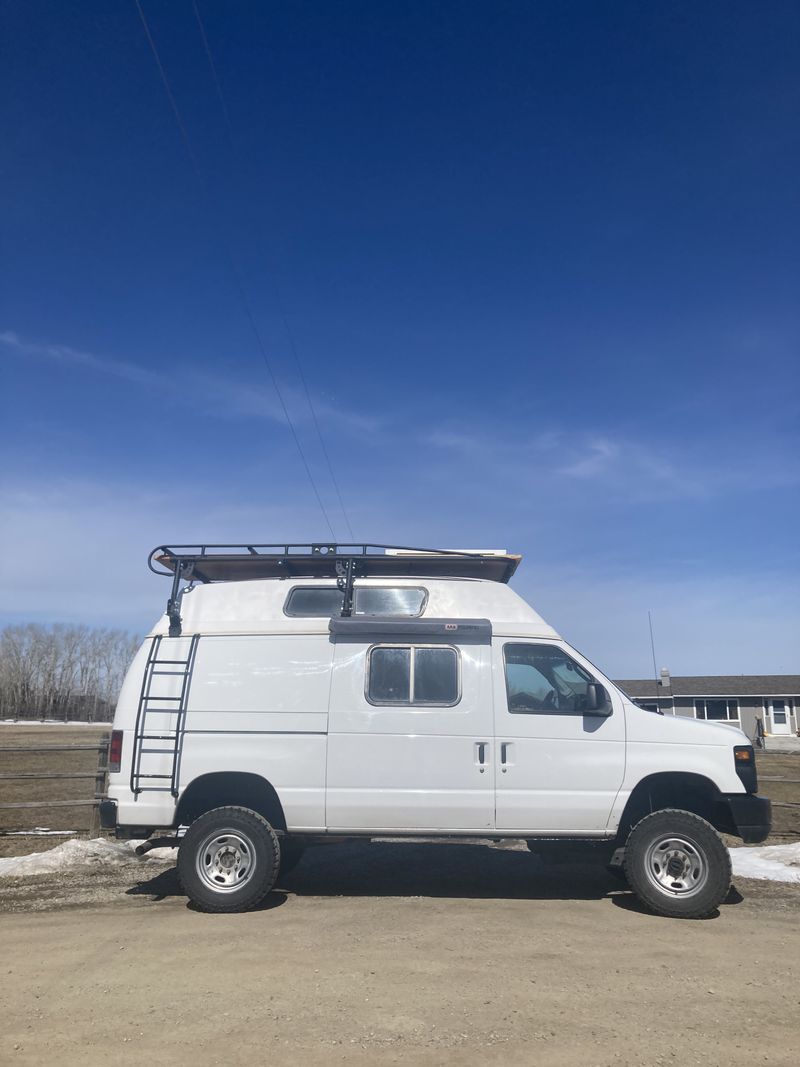 Picture 2/19 of a 2010 E350 4x4 for sale in Bozeman, Montana