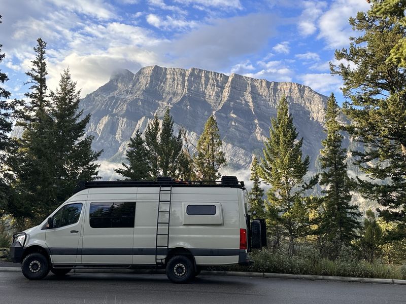 Picture 1/38 of a Overland Adventure 4 WD Sprinter Van for sale in Portland, Oregon