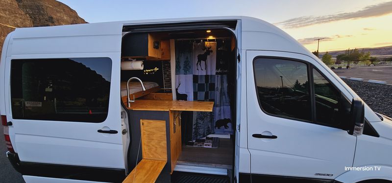 Picture 4/33 of a 2016 Sprinter 2500, BlueTEC Eco Diesel, 100% off grid van! for sale in Portland, Oregon