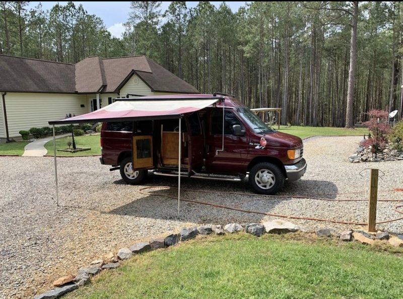 Picture 1/9 of a 2006 Ford e350 w/5.4l v-8 for sale in New Market, Alabama