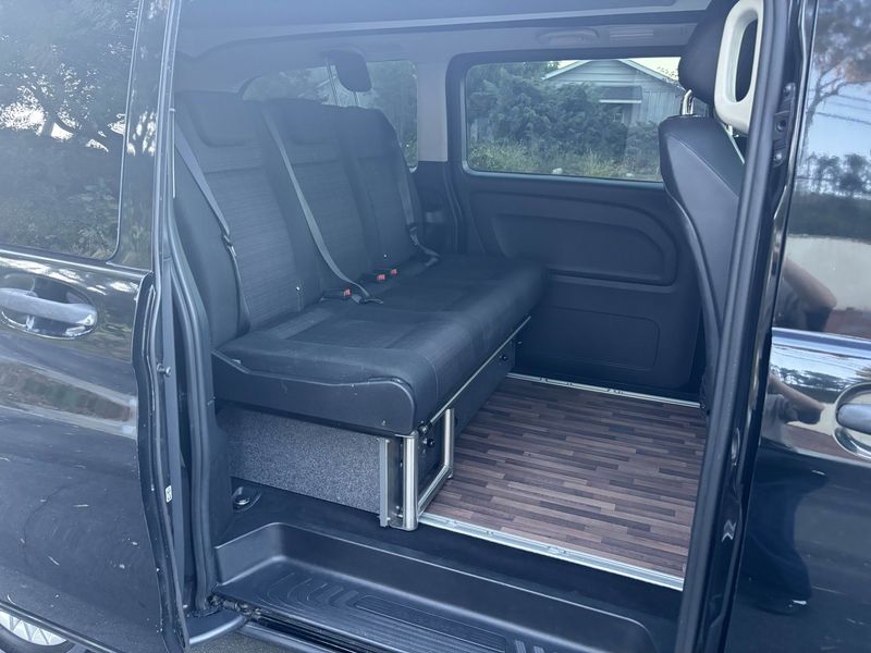 Picture 5/9 of a 2018 Mercedes Metris Weekender for sale in Torrance, California