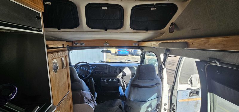 Picture 1/10 of a 2001 Dodge Roadtrek Popular 190 for sale in Denver, Colorado