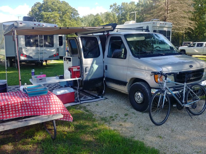 Picture 1/15 of a 2 Peeps Custom Camper Van with mucho storage for sale in Saint Paul, Minnesota