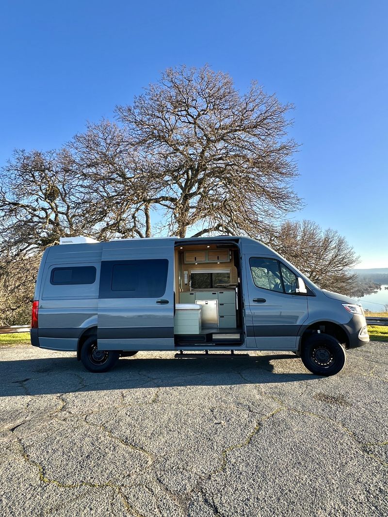 Picture 2/28 of a New Sprinter! - Available Now! -  AWD - Loaded Van for sale in Sacramento, California