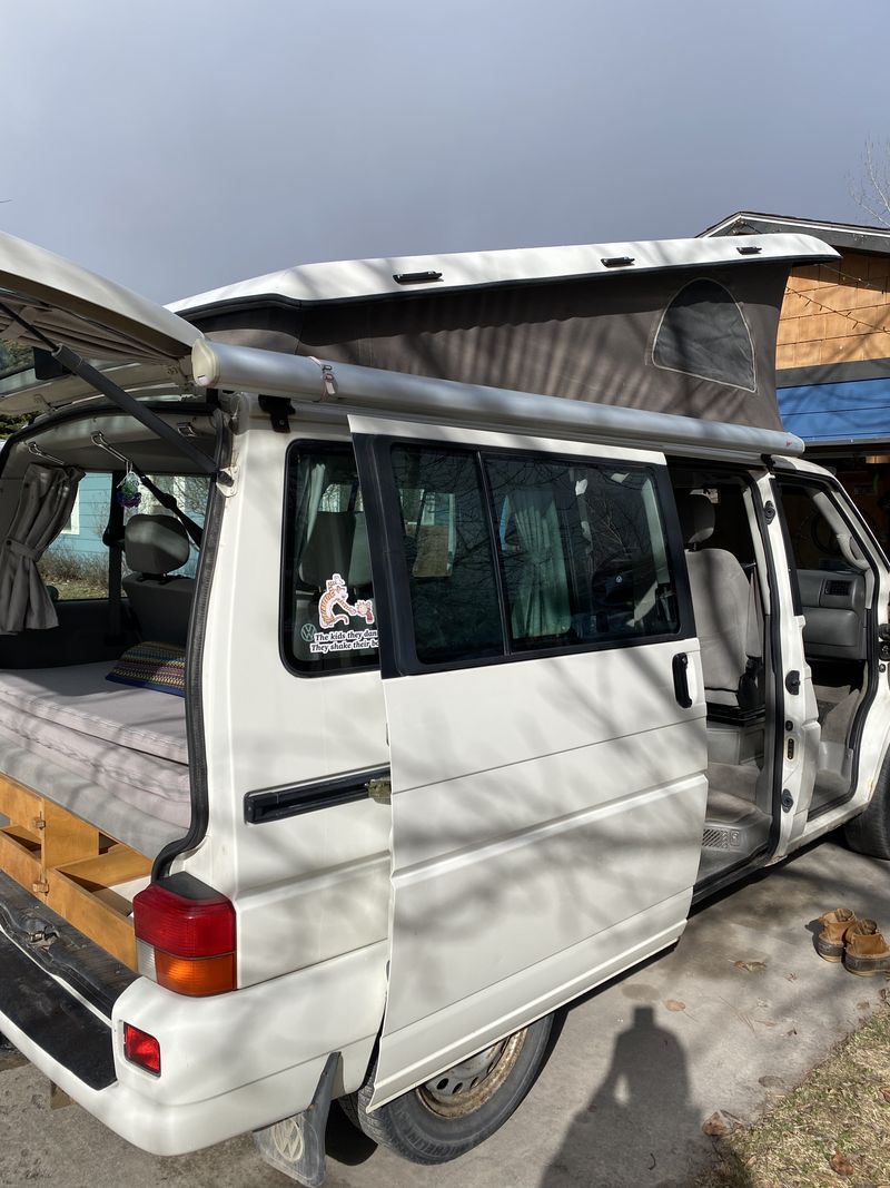 Picture 2/14 of a 2001 VW Eurovan Weekender ‘Osprey’ for sale in Missoula, Montana