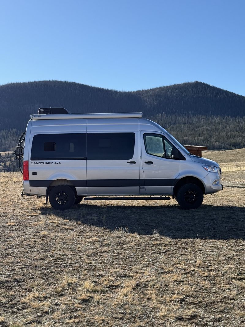 Picture 2/11 of a 2023 Thor Sanctuary 19P for sale in Elkhart, Kansas