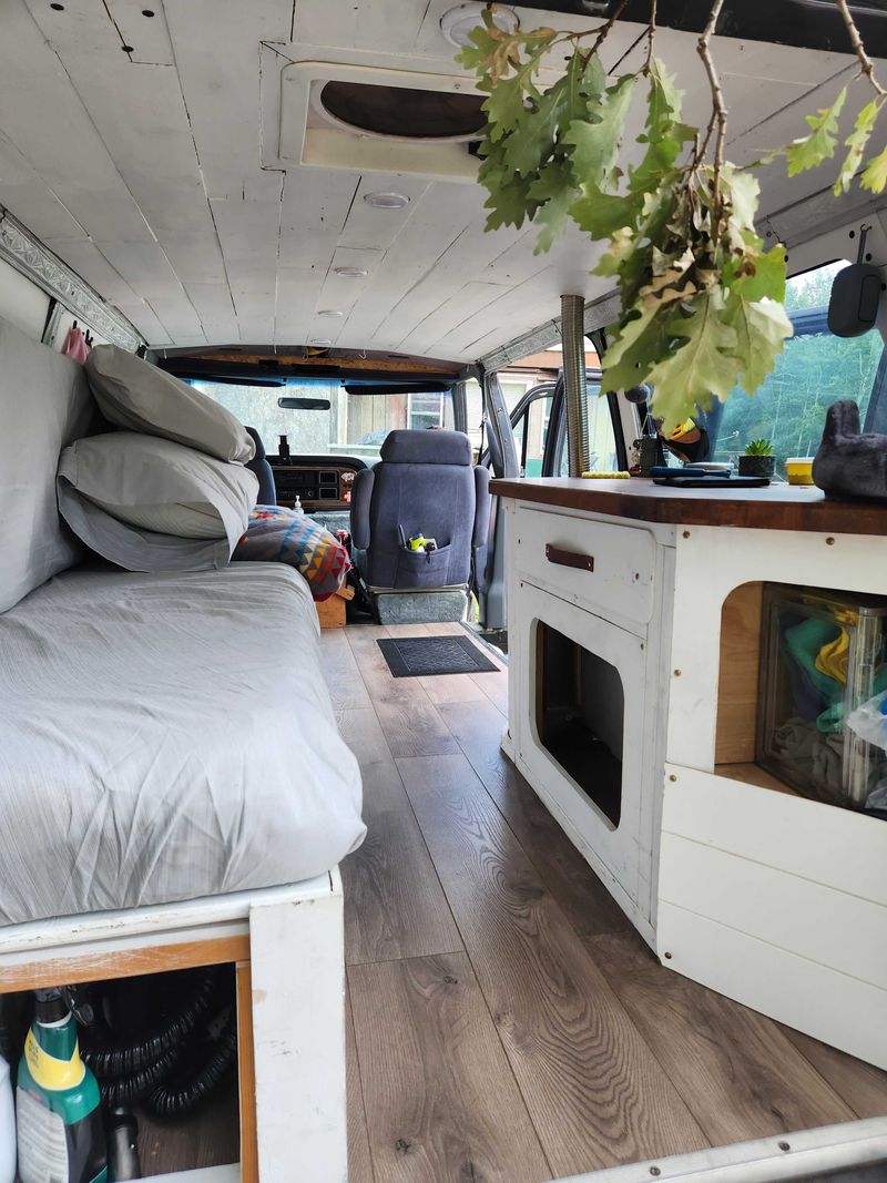 Picture 5/7 of a 1990 Ford Econoline 150 conversion van for sale in Laporte, Minnesota