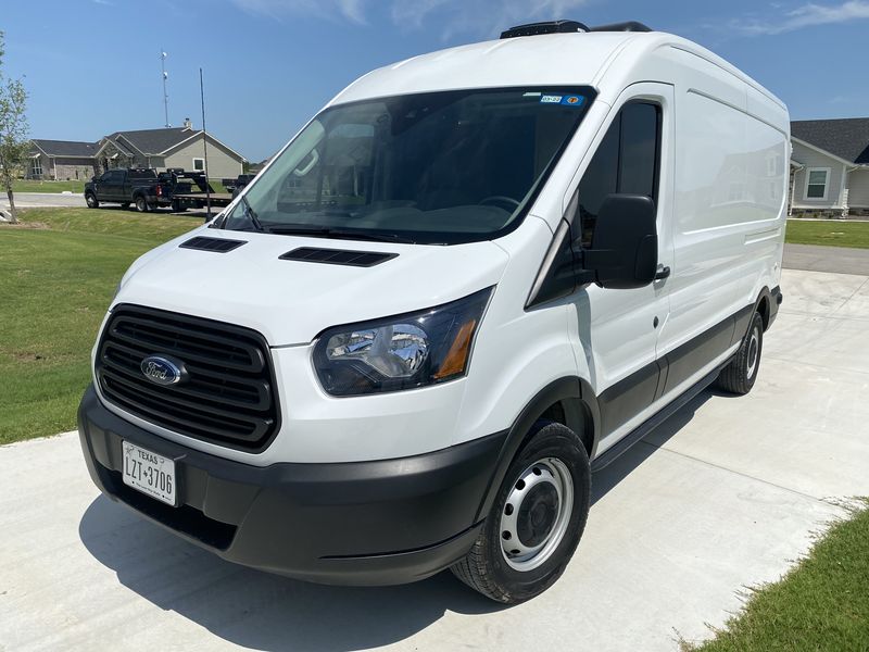 Picture 3/35 of a 2019 Ford Transit 250 400w Solar for sale in Rhome, Texas