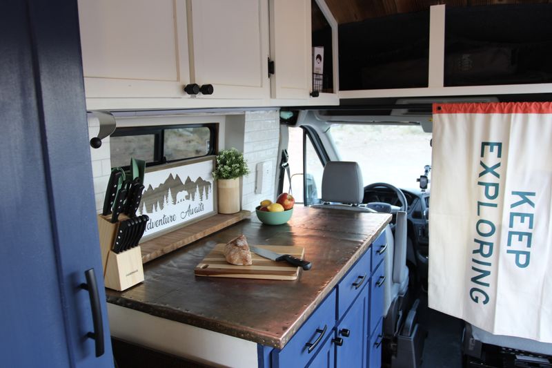 Picture 5/7 of a Vanna 2019 Ford Transit  for sale in Lindon, Utah
