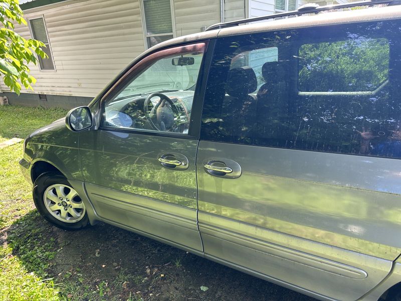 Picture 3/45 of a 2005 KIA Sedona EX 36K Miles for sale in Jackson, Tennessee