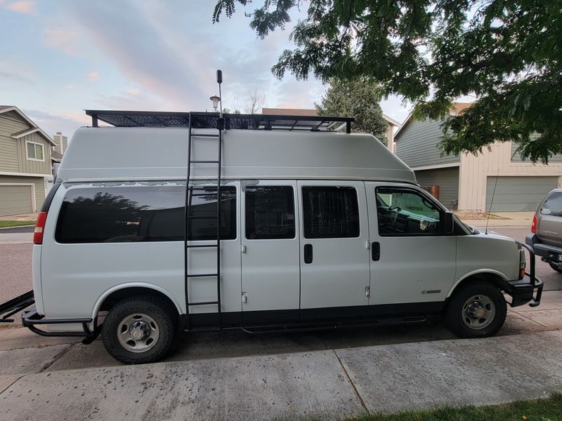 Picture 1/16 of a Excellent condition Chevrolet Express 2004 for sale in Arvada, Colorado
