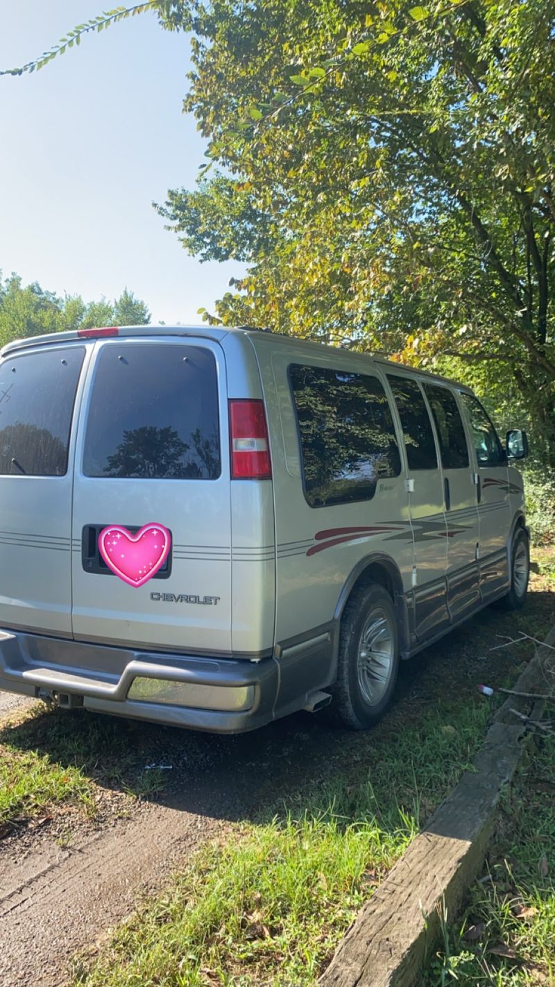 Picture 3/10 of a 2004 1500 Chevy express van  for sale in Shady Point, Oklahoma
