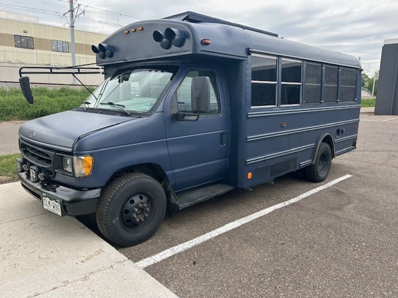 Picture 1/13 of a 2000 Ford E450 Skoolie for sale in Eden Prairie, Minnesota