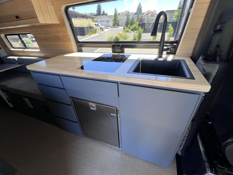 Picture 5/21 of a 4x4 Sprinter - Pro Built + Pop Top | 24K Miles | Off-Road for sale in Bend, Oregon