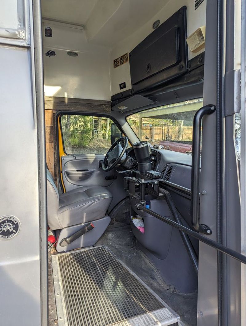 Picture 3/6 of a 2000 Dodge RAM Van 3500 - complete build *LOW MILES* for sale in Beaumont, Texas