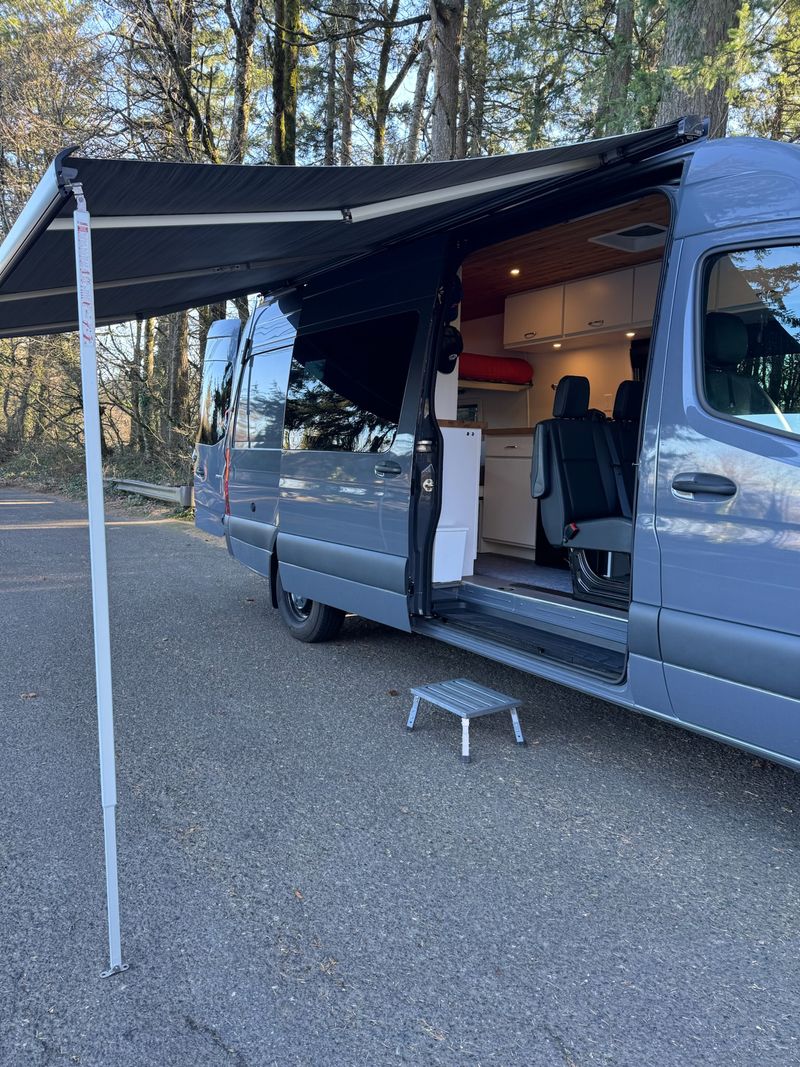 Picture 5/43 of a 2020 170" HighRoof(Diesel)Mercedes Sprinter2500 for sale in Portland, Oregon