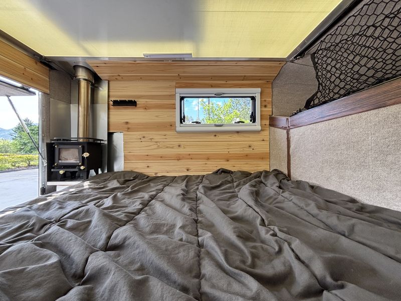Picture 5/16 of a 2025 Nissan Frontier Pro4x 6FT Bed with Moonlander X camper for sale in Issaquah, Washington