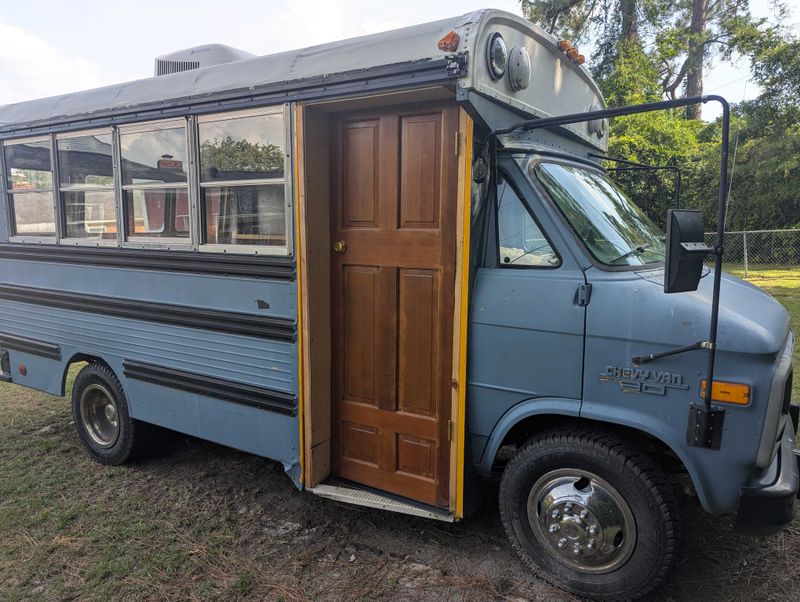 Picture 3/15 of a 1995 Chevy G30 for sale in Irmo, South Carolina