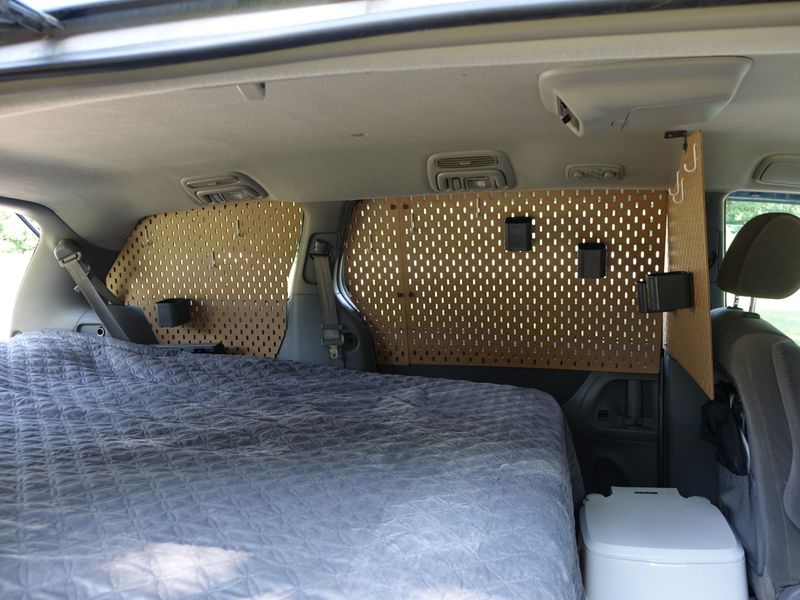 Picture 5/17 of a 2005 Toyota Sienna, Complete Setup for sale in Seattle, Washington