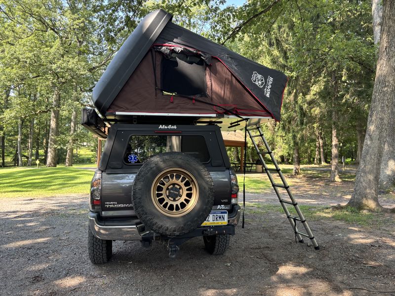 Picture 4/13 of a 2014 Toyota Tacoma overland build for sale in Boyertown, Pennsylvania