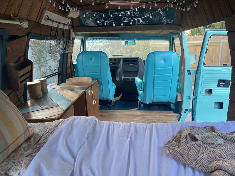 Picture 3/26 of a Road Ready Camper Van in Perfect Condition  for sale in Saint Petersburg, Florida