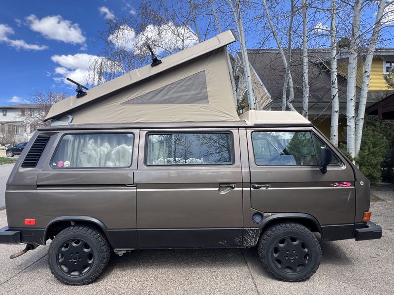 Picture 4/14 of a 1985 Wolfsburg edition Westfalia weekender for sale in Steamboat Springs, Colorado