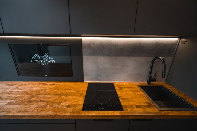 Picture 2/23 of a Custom Conversion - 2021 144" Mercedes Sprinter 3500 for sale in Tracy, California