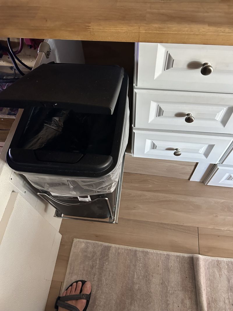 Picture 5/16 of a 2010 Chevy Express 3500 Skoolie for sale in The Villages, Florida