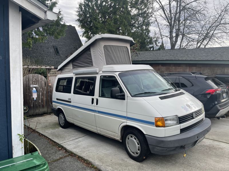 Picture 2/14 of a 1995 VW Eurovan camper for sale in Seattle, Washington