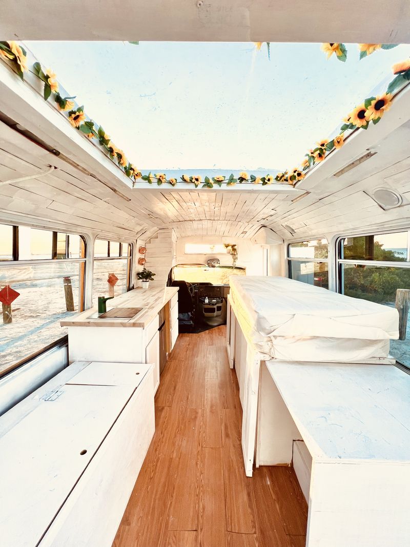 Picture 5/35 of a 🍃🤍 Eco Friendly  Camper  🤍🍃  SWING + SKYLIGHT for sale in Saint Petersburg, Florida