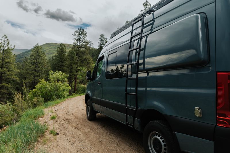 Picture 5/12 of a 4x4 Mercedes Sprinter Campervan for sale in Durango, Colorado