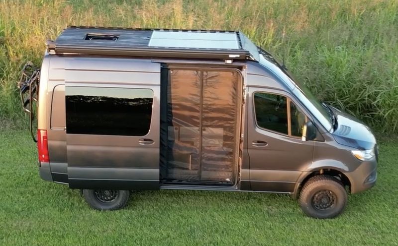 Picture 2/22 of a Van de Wolf - The Ultimate 4x4, Off-Grid Bugout Campervan for sale in West Chester, Pennsylvania