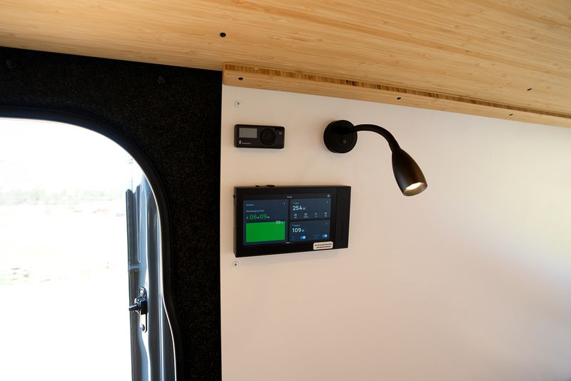 Picture 4/15 of a 2025 Geotrek Bear Peak Sprinter 144 AWD for sale in Boulder, Colorado