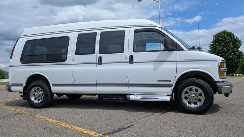 Picture 4/24 of a 2002 Chevrolet Express 3500, Extended Length, Raised Roof for sale in Binghamton, New York