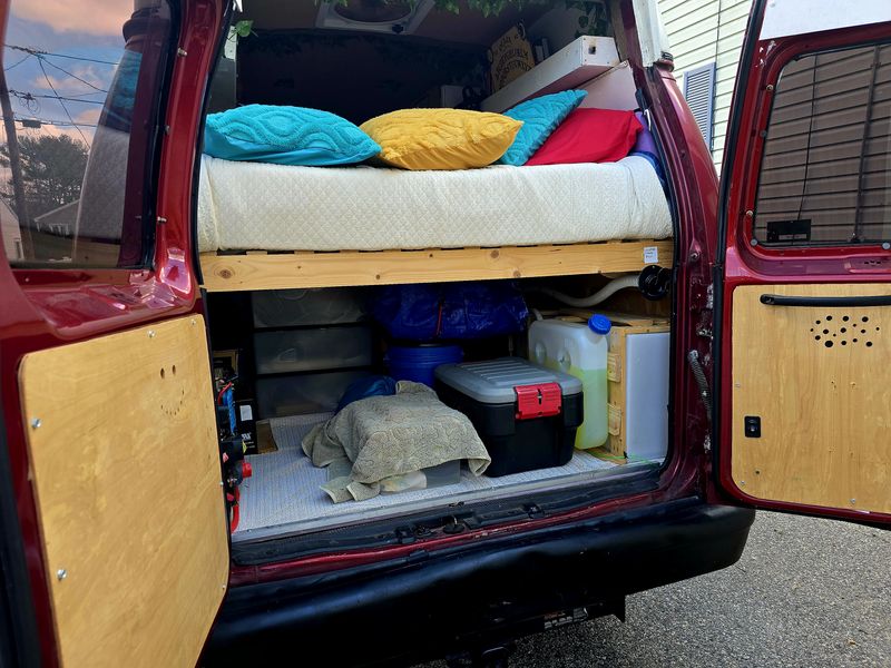 Picture 3/20 of a BEAUTIFUL CLASSIC CAMPER HI-TOP VAN for sale in Swansea, Massachusetts