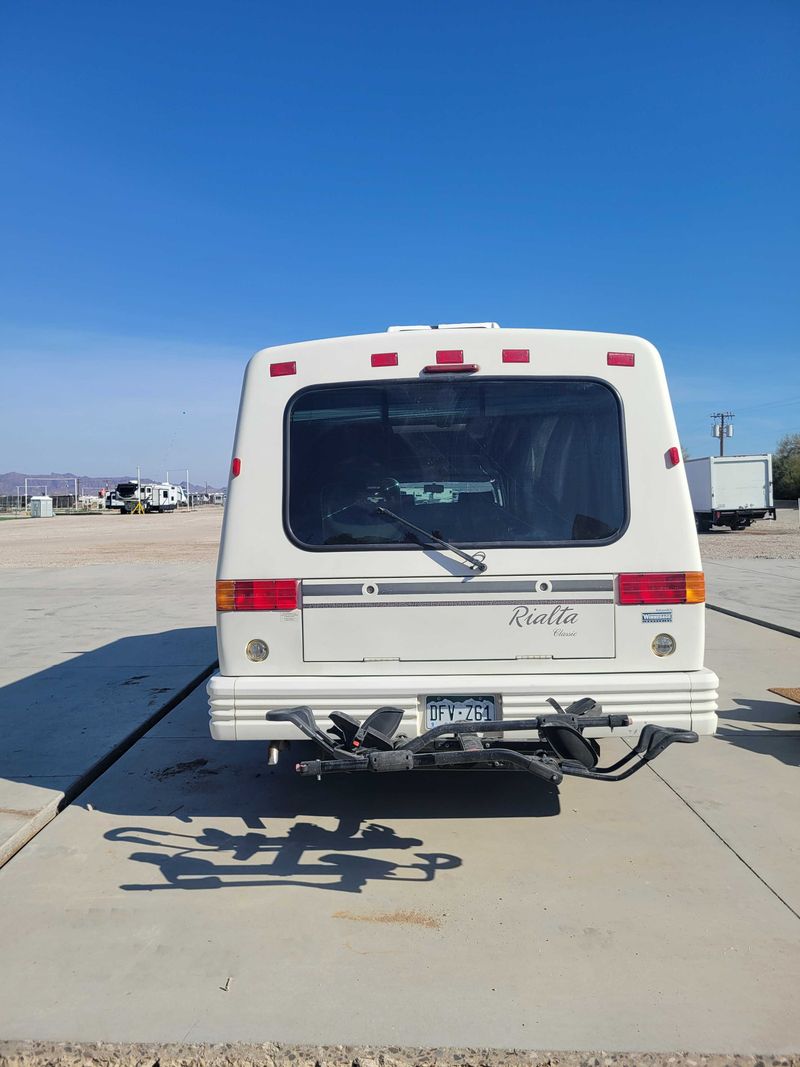 Picture 3/25 of a 1999 Rialta Winnebago  for sale in Quartzsite, Arizona