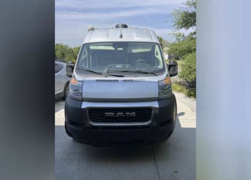 Picture 3/19 of a 2023 Thor Sequence model 20 K class B RV for sale in Carlisle, Pennsylvania