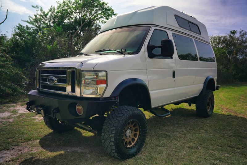 Picture 4/24 of a 2008 FORD E-350 4x4 Expedition Camper Van for sale in Tampa, Florida