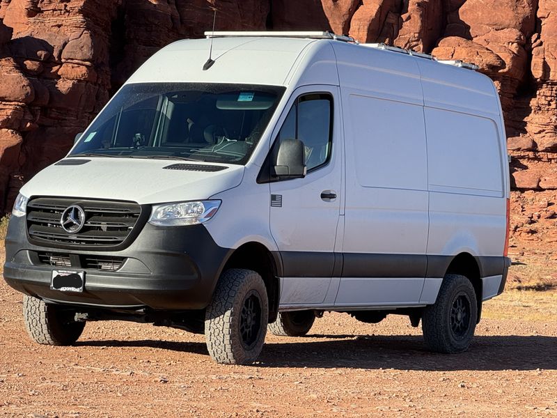 Picture 2/30 of a 2020 Mercedes-Benz Sprinter 2500 144” High Roof 4x4 for sale in Irvine, California