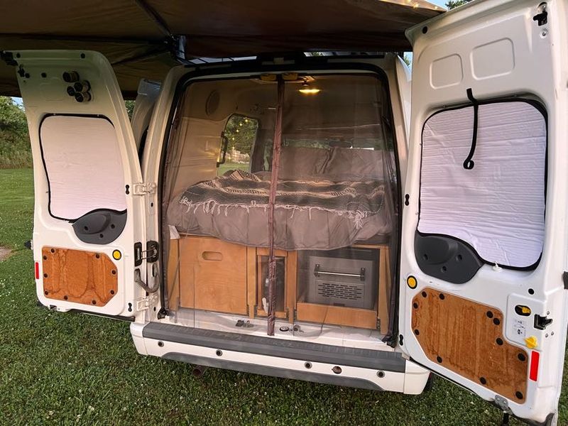 Picture 4/16 of a 2012 Ford Transit Connect XLT Campervan for sale in Lorain, Ohio
