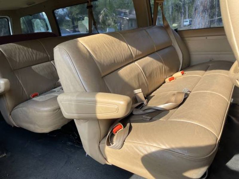 Picture 5/6 of a 2000 Dodge Ram Van 3500 5.9L for sale in Tallahassee, Florida