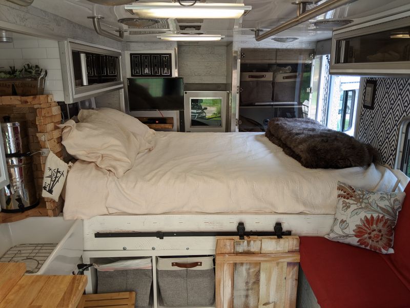 Picture 3/42 of a AMBULANCE CAMPER CONVERSION - SEATING FOR 4! for sale in Cincinnati, Ohio