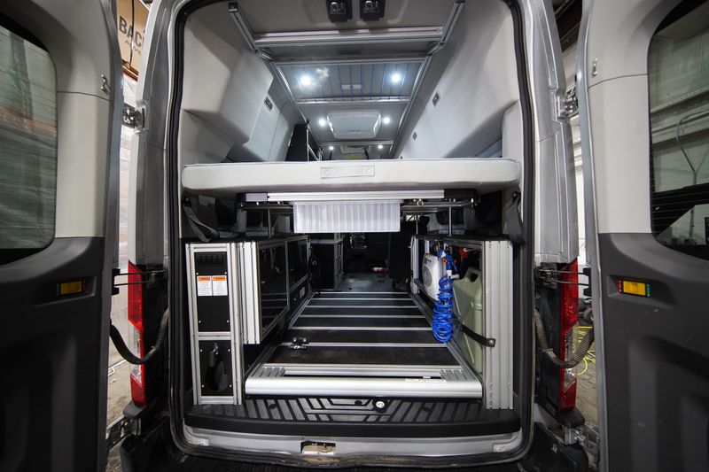 Picture 3/22 of a 2020 Vandoit LIV for sale in Blue Springs, Missouri