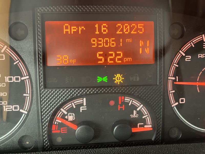 Picture 5/20 of a 2015 Dodge ProMaster Campervan for sale in Talkeetna, Alaska