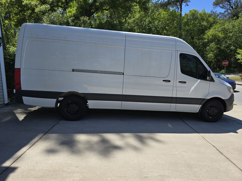 Picture 2/8 of a 2024 Sprinter 170 High Roof for sale in Charleston, South Carolina