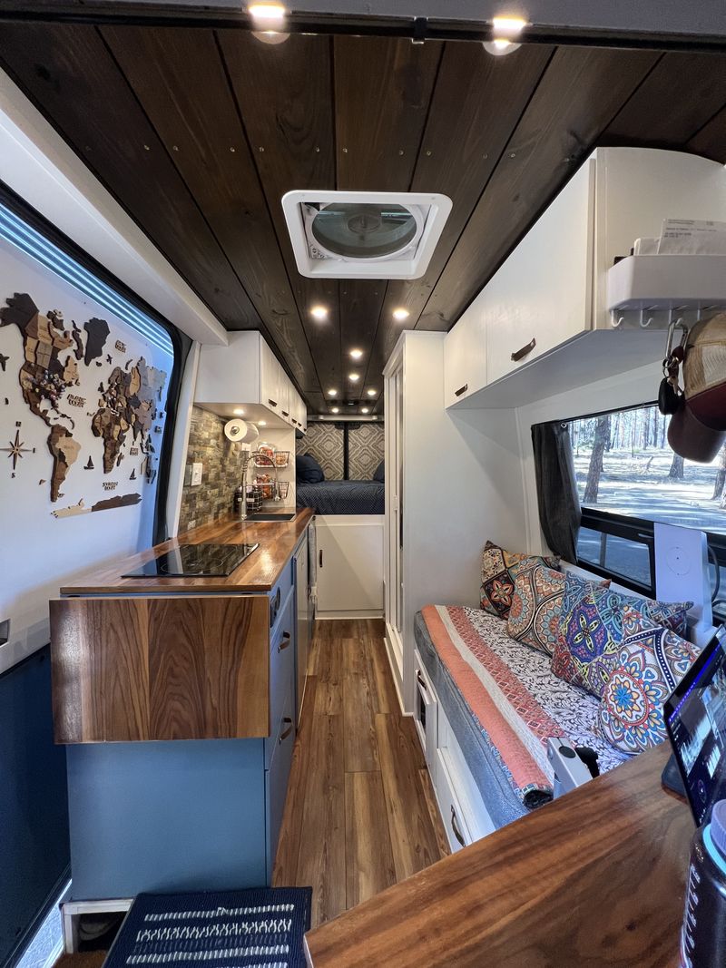 Picture 4/28 of a 2019 Mercedes Sprinter 4x4 LUXURY VAN BUILD  for sale in Raleigh, North Carolina