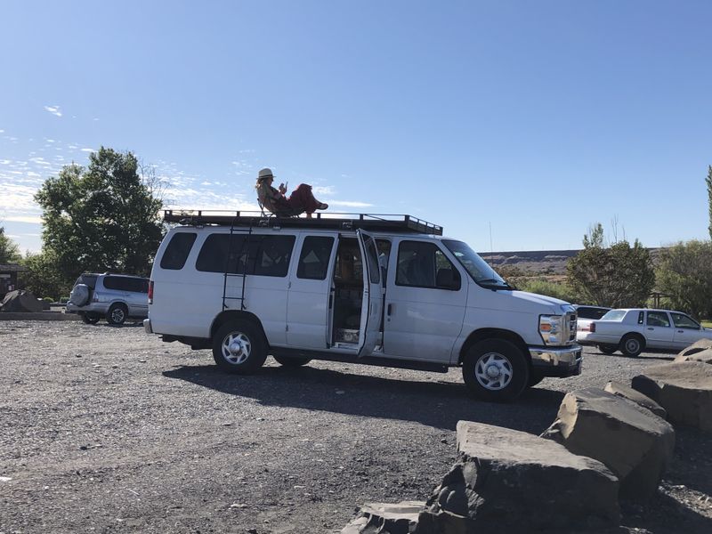 Picture 3/30 of a 2008 Ford E-350 XLT  for sale in Tacoma, Washington