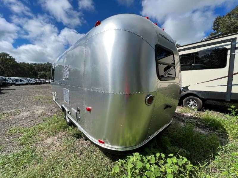 Picture 4/14 of a 2008 airstream sport safari 22' for sale in Homestead, Florida