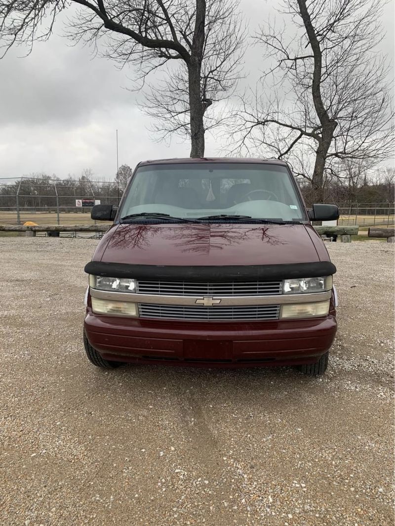Picture 3/4 of a 2003 Chevy Astro  for sale in Murphysboro, Illinois