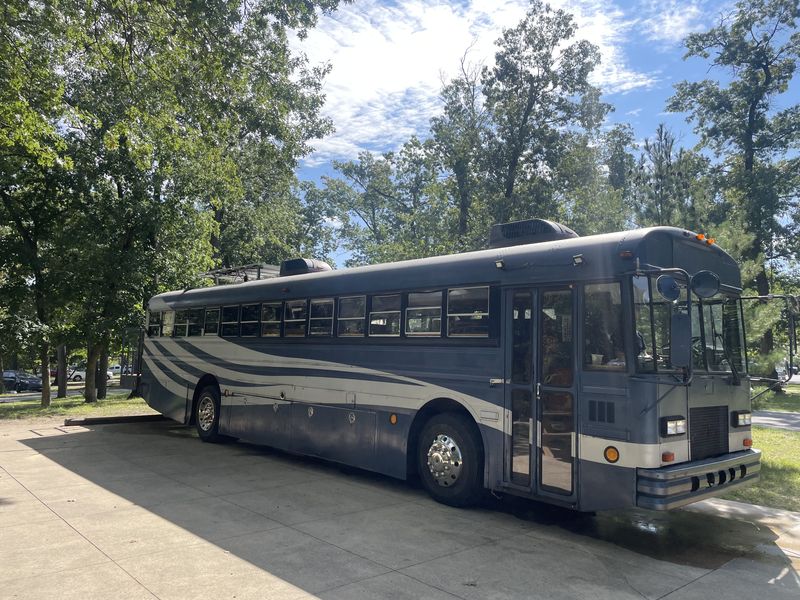 Picture 1/20 of a 1992 International DT466 Full Conversion for sale in Napoleon, Ohio